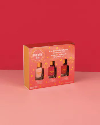 Kerst giftbox - van Charlotte Bio - met natuurlijk en biobased nagellak set in 3 elegante kleuren.