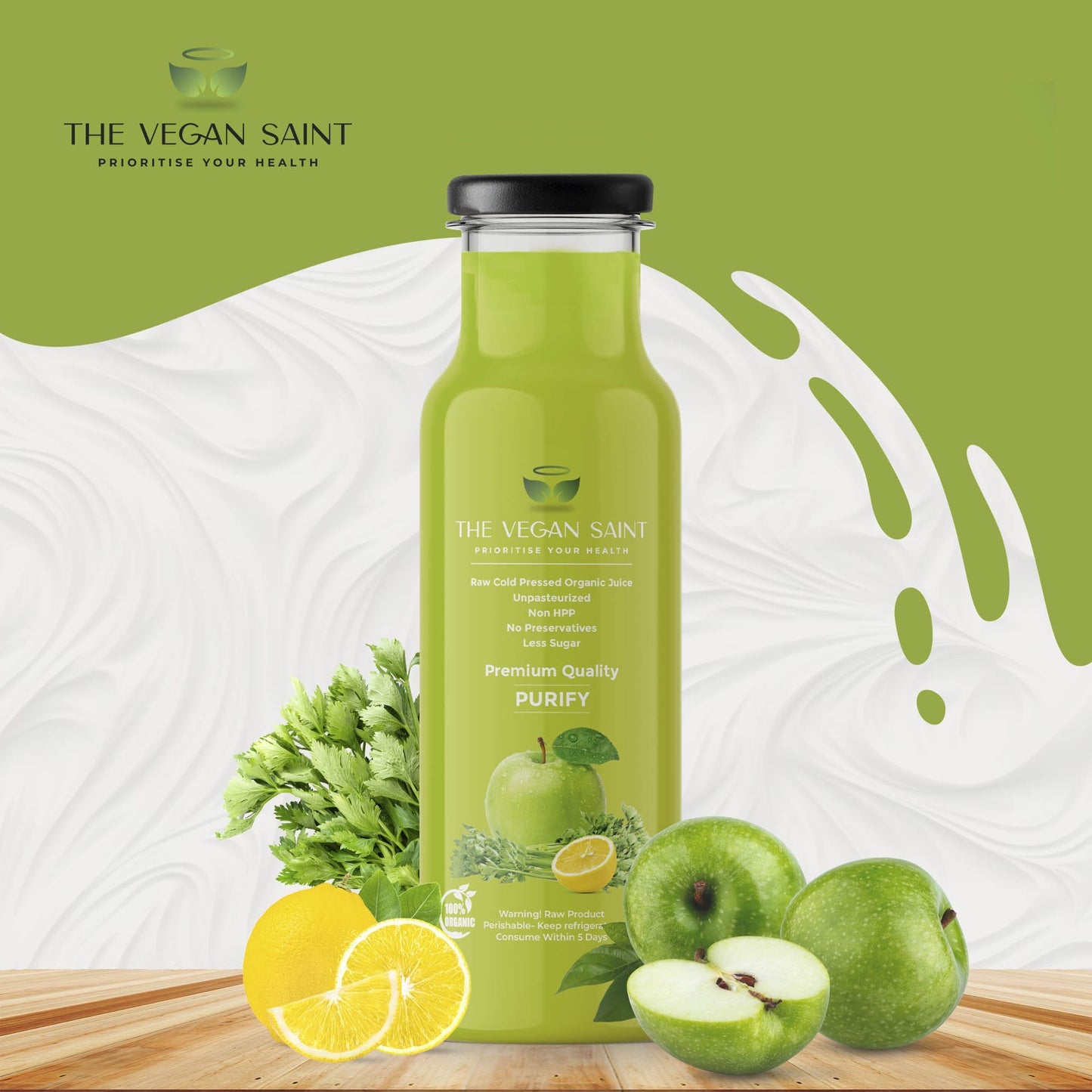 "Biologisch bleekselderij sapje van The Vegan Saint, verfrissend en vol voedingsstoffen."