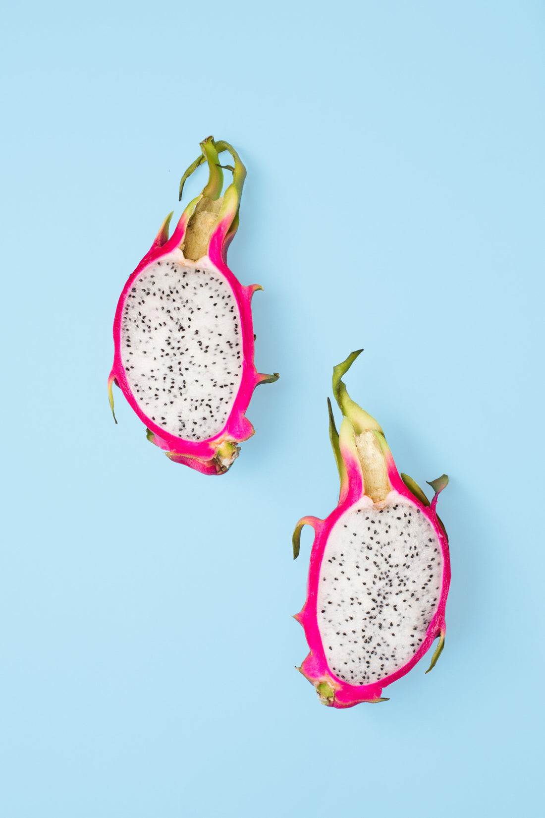 Dragonfruit sap, het nieuwste zomersapje uit de exotische collectie van The Vegan Saint sappen collectie.