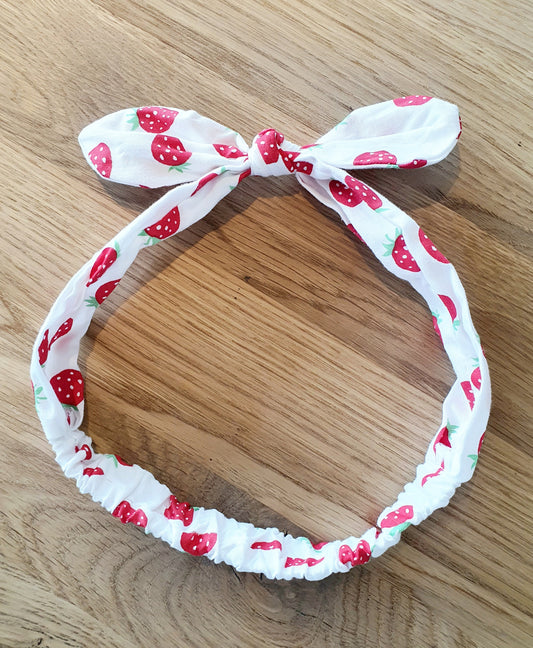 Ibiza style bohemian style - Zomerse baby haarband met strik en aardbeien - 40 cm