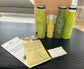 "Een assortiment verse sappen met superfoods in een Detox Box als try-out perfect voor een gezonde start van het nieuwe jaar."
